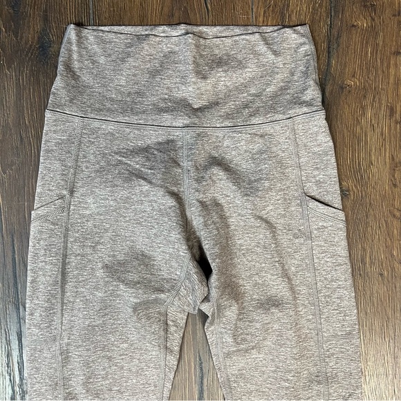 Aerie OFFLINE By Chill Play Move Pocket Legging in Tan SZ MED - Picture 3 of 5